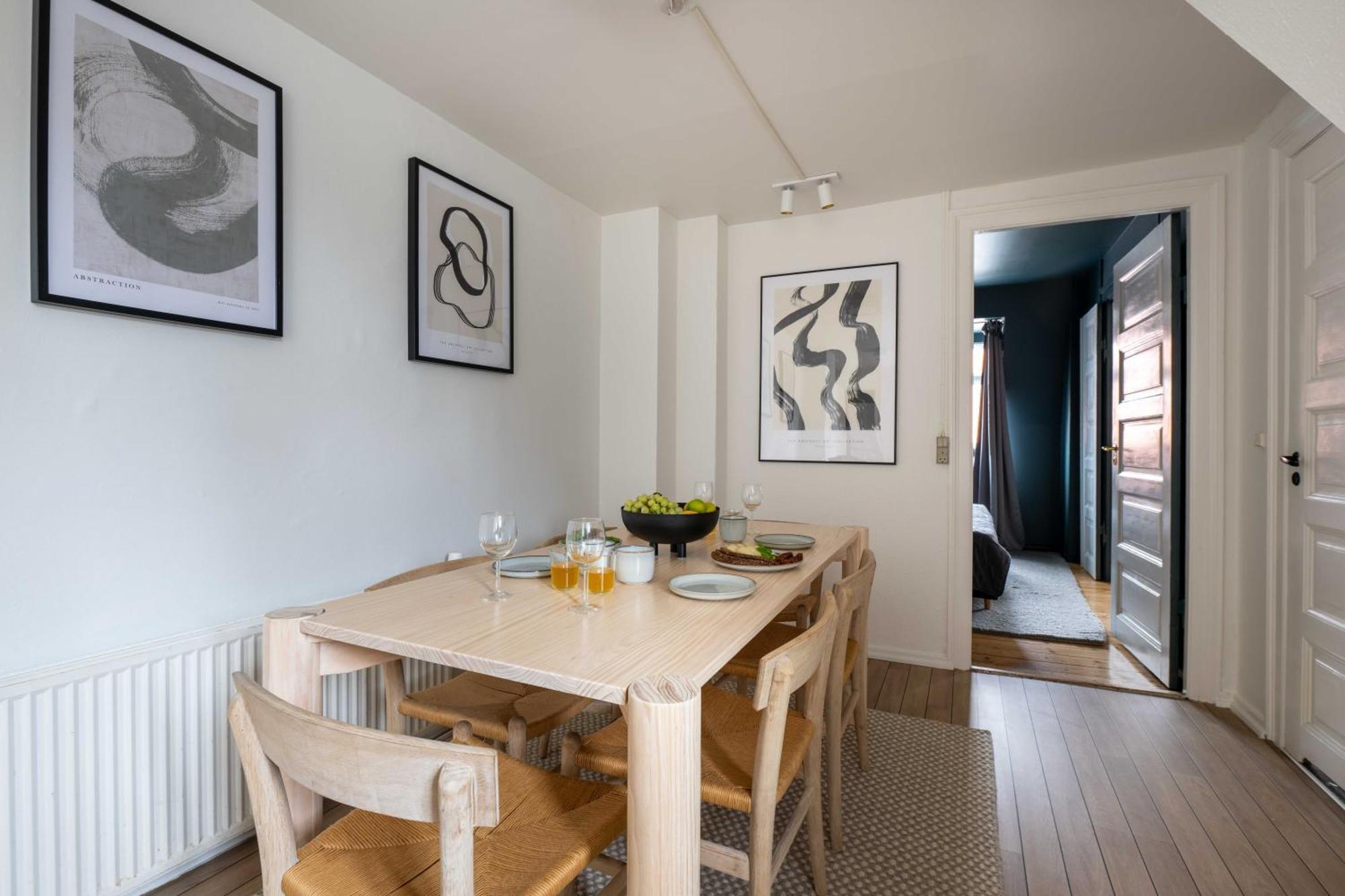 Lejlighed Rustic & Cozy 2br In Heart Of Cph By Stroget *